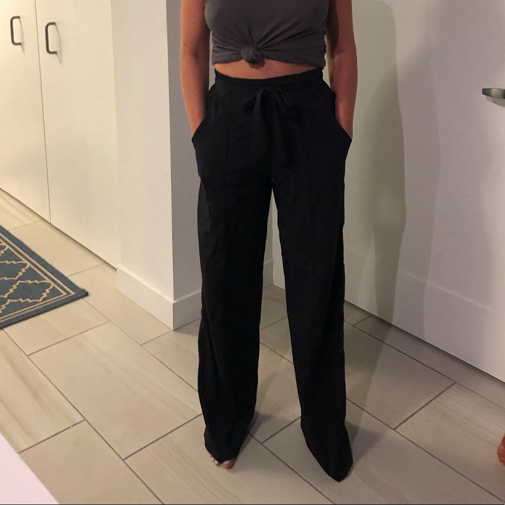 lululemon high waisted relaxed pant